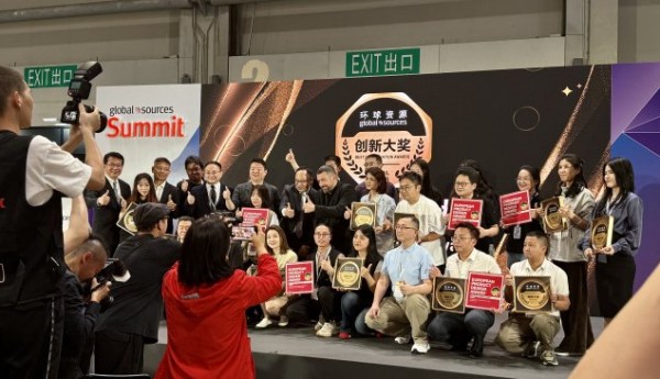 不见不散VAELO V100声霸荣获两大国际奖项，香港展实力诠释家庭智能 KTV 新趋势