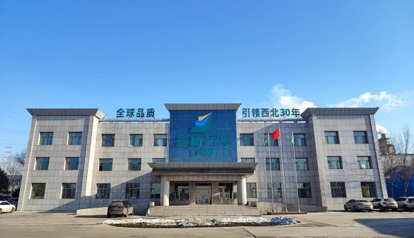 新疆金杨万华：30年匠心打造西北环保板材标杆
