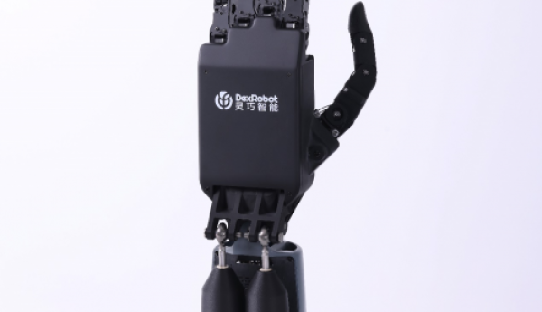 可量化灵巧度指数的灵巧手问世！中国团队用“量化体系”撕破“伪灵巧”困局