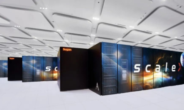 国产万卡超集群正式“上岗”：中部算力高地崛起，AI时代基础设施进入新阶段