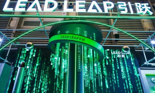 原子埃尔携新品「引跃」亮相AWE2026：以AI戒指重构智能穿戴新范式